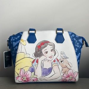 Loungefly  - NWT Disney Snow White And The Seven Dwarfs -   Crossbody Bag